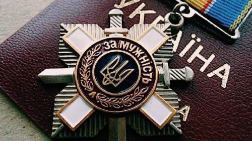 
Ордени "За мужність" отримали батьки загиблих військових з Тернопільщини (фото)