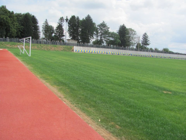 
У Трибухівській громаді на завершенні будівництво нового спортивного стадіону (фото)