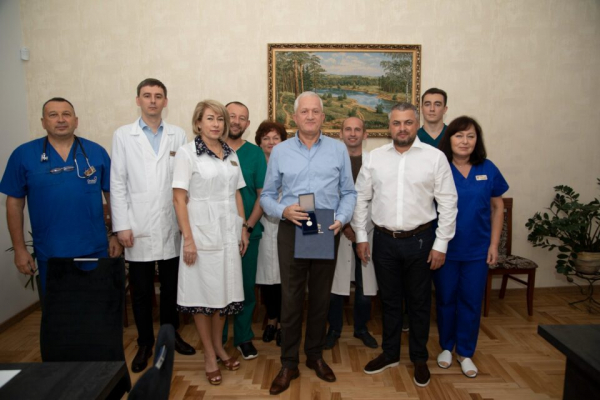 Головний лікар з Тернополя отримав відзнаку Верховної Ради