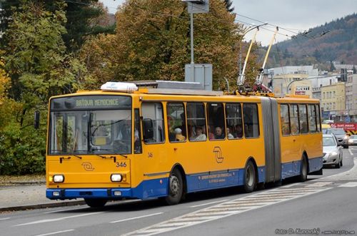 
У Тернополі один з тролейбусів тимчасово їздить за іншим маршрутом