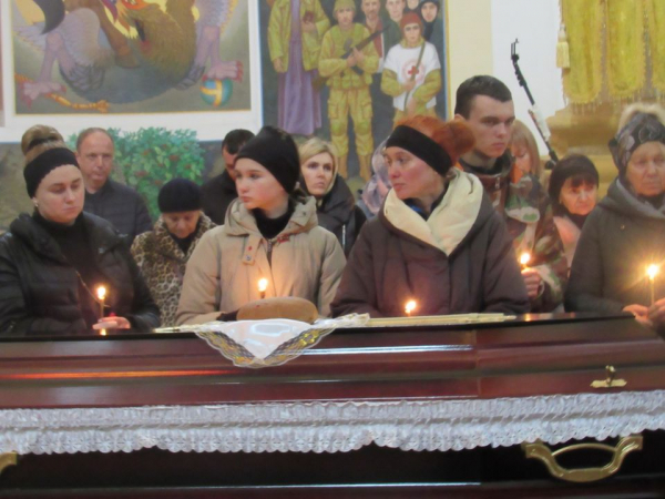 
На Тернопільщині поховали двох військових (фото)