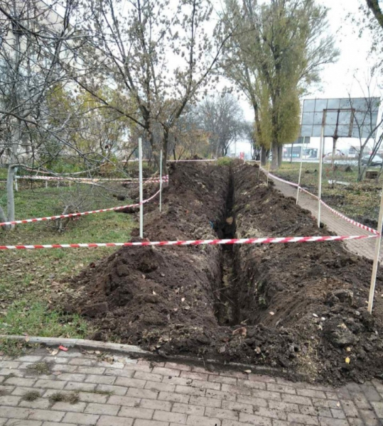 
На «Східному» в Тернополі замінюють частину водопровідної мережі
