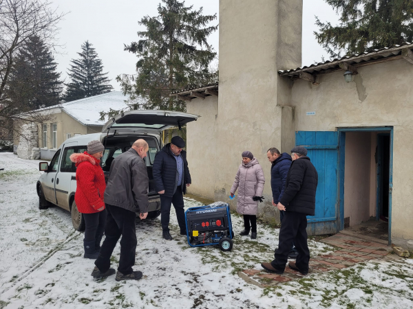 
Генератори для закладів освіти і медицини придбали у громаді на Тернопіллі (ФОТО)