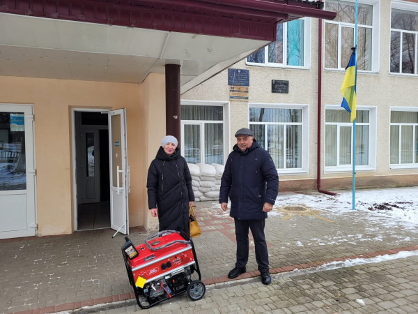 
Генератори для закладів освіти і медицини придбали у громаді на Тернопіллі (ФОТО)