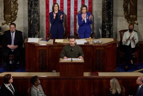 
Оприлюднили відео історичного виступу Зеленського у парламенті США
