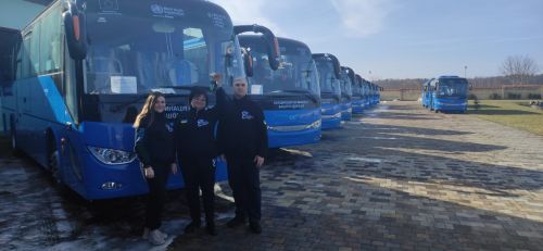 
Нові автобуси для проведення вакцинації передали на Тернопільщину (ФОТО)