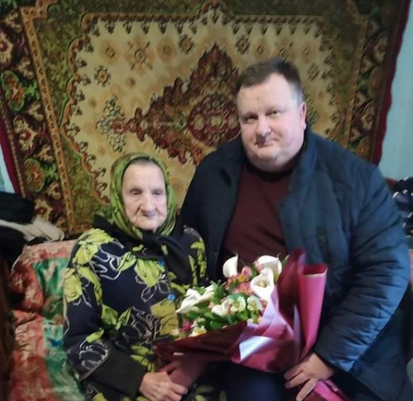 Відзначила 101-річчя: довгожителька з Кременеччини мріє дожити до Перемоги України