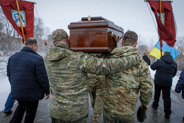 
У селі Сороцьке поховали батька двох дітей, який загинув на Куп'янському напрямку (фото)