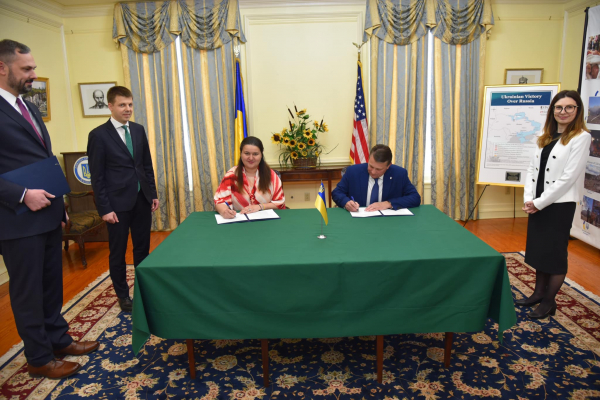 
Працівник ТНТУ став Почесним консулом України у США