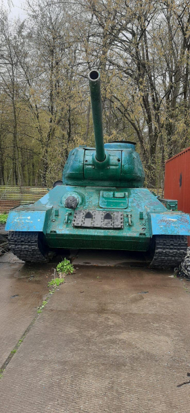
У Чорткові продають радянський танк, щоб допомогти ЗСУ