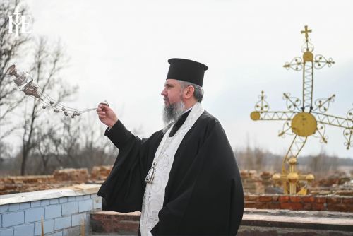 Війна «священною» бути не може!, - митрополит Київський і всієї України Епіфаній
Війна «священною» бути не може!, - митрополит Київський і всієї України Епіфаній