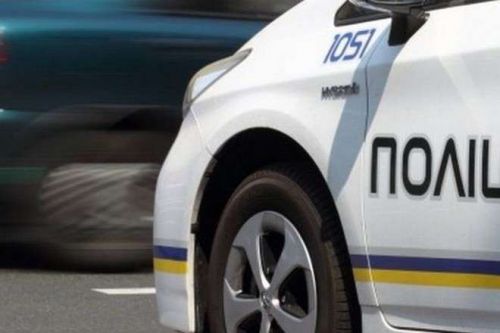 
На Тернопіллі п’яний водій на «ВАЗ» кинув у авто патрульних гроші