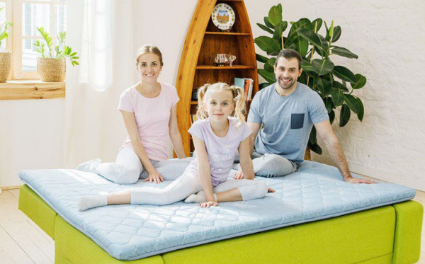 Топер на диван: максимальна зручність вашого спального місця Топер на диван: максимальна зручність вашого спального місця