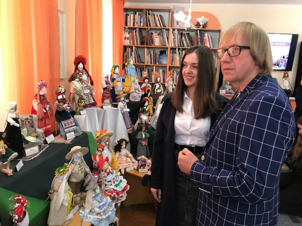 
У Тернополі відкрили унікальну виставку ляльок (фото)