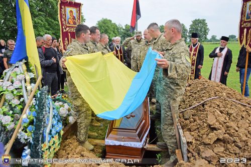 
Чортківщина попрощалася із вірним сином України (фото)