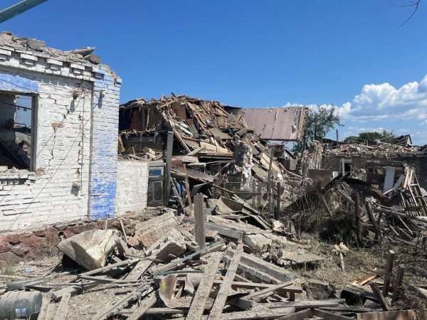 
рф завдала ракетний удар по Київщині – пошкоджені будинки, працюють рятувальники (ФОТО)