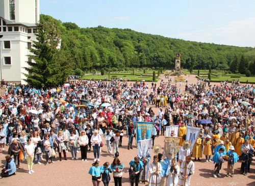 
Цих вихідних відбудеться всеукраїнська проща до Зарваниці