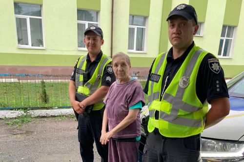 На Тернопільщині заблукала пенсіонерка з Донецької області
На Тернопільщині заблукала пенсіонерка з Донецької області