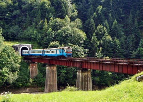 "Укрзалізниця" продовжує курсування нового потяга на Закарпаття
"Укрзалізниця" продовжує курсування нового потяга на Закарпаття