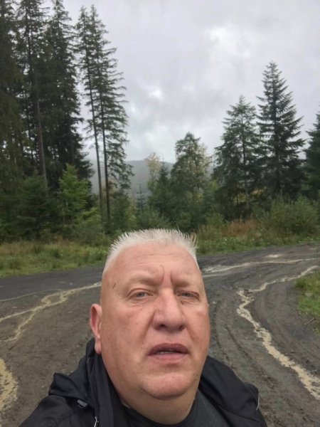 
Тернополяни відкрили у Карпатах осінній грибний сезон (фото)