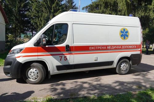
Громада на Тернопільщині отримала карету швидкої медичної допомоги (фото)