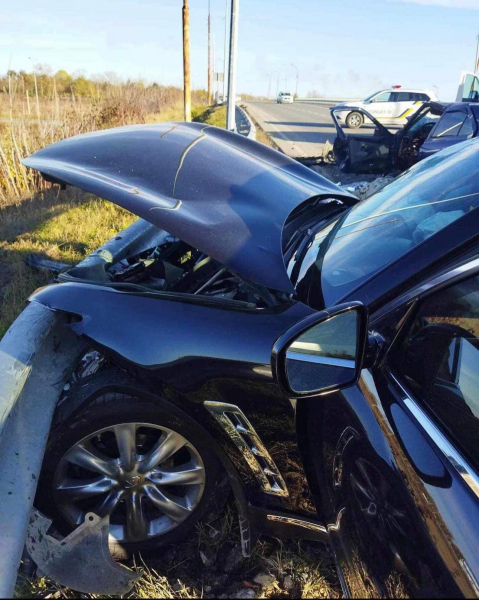 
Син судді з Чорткова скоїв смертельну ДТП: автомобілі розтрощені, є потерпілі (ФОТО)