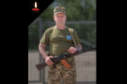 
У Вишнівці зустрінуть тіло полеглого під час ворожого обстрілу захисника України Віктора Мартинюка