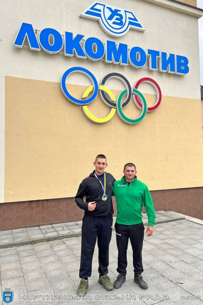 
Спортсмен з Чорткова став чемпіоном України з класичного пауерліфтингу (фото)