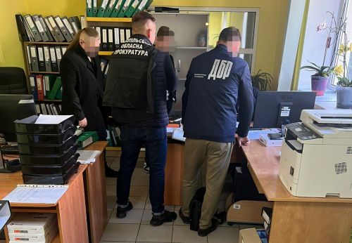 
Один втік за кордон, двох інших будуть судити: на Тернопільщині підприємці не сплатили 32 млн грн податків