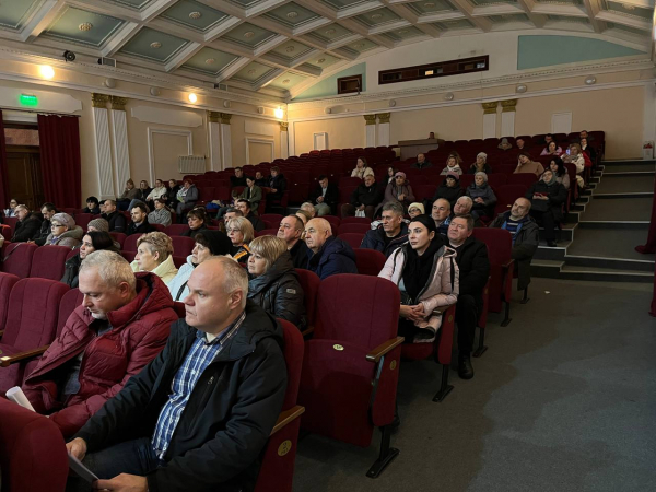 ОСББ у Тернополі хочуть зобов'язати, аби ті подали дані всіх мешканців-чоловіків до військкомату ОСББ у Тернополі хочуть зобов'язати, аби ті подали дані всіх мешканців-чоловіків до військкомату