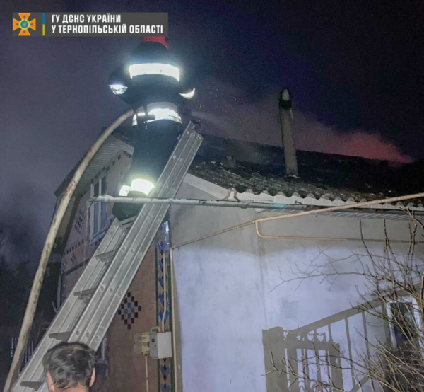 Масштабна пожежа сталася у господарстві на Чортківщині