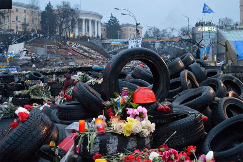 
Змінили хід історії: сьогодні в Україні вшановують Героїв Небесної Сотні