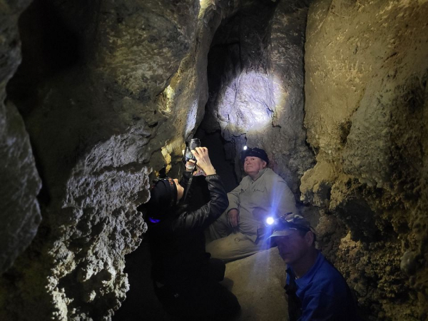 
На Тернопільщині дослідники залізли під землю, щоб порахувати рукокрилих (фото)