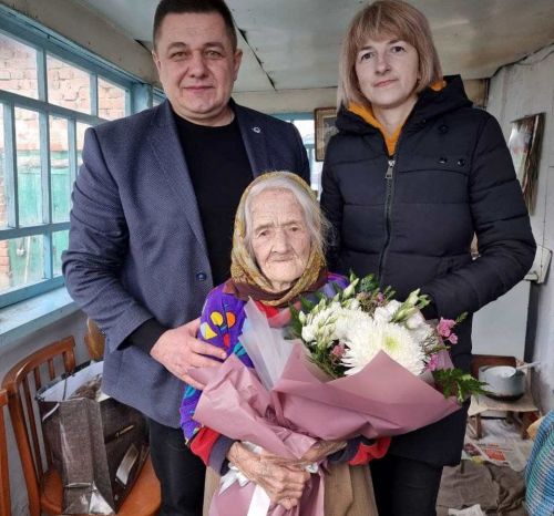 
Найстарша жителька Тернопільщини: Євдокія Харчук відсвяткувала 106-річний ювілей (фото)