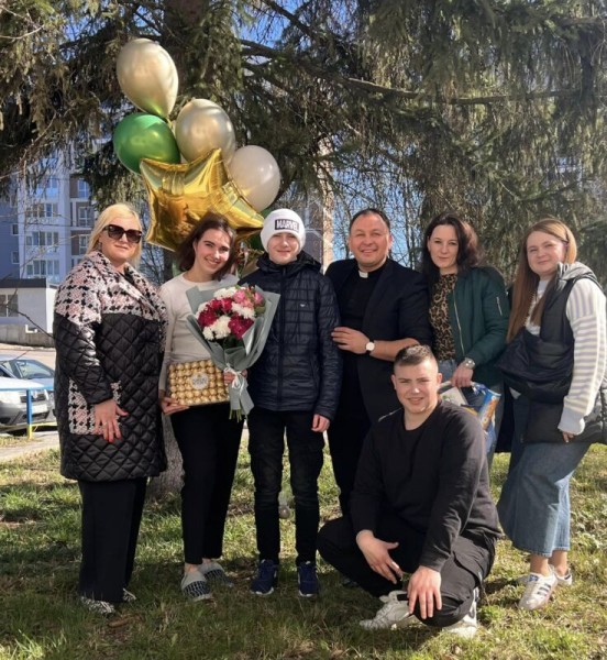 Священник Олексій Філюк став татом втретє – він усиновив сироту