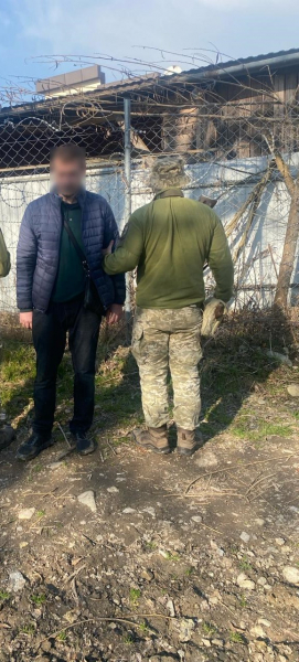 
Водяна пастка: рятували жителя Тернопільщини, який намагався переплисти кордон (ФОТО)