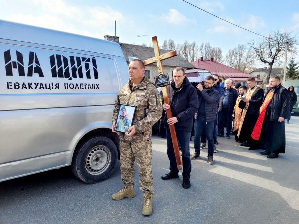 
У Великобірківській громаді похоронили 19-річного Героя Назарія Березія (ФОТО)