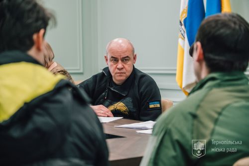 Ще 330 захисників з Тернополя отримають по 10 000 гривень на спорядження - Сергій Надал
Ще 330 захисників з Тернополя отримають по 10 000 гривень на спорядження - Сергій Надал