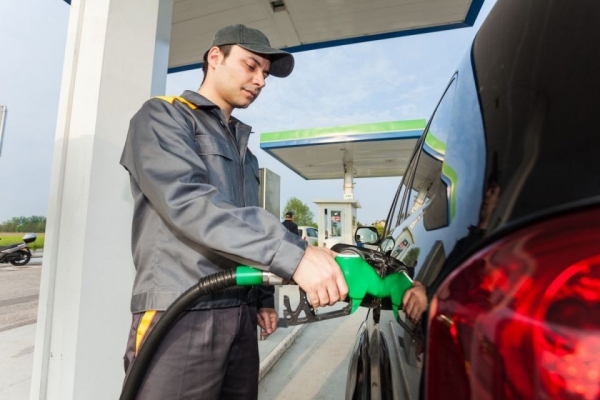 Ціна на бензин може зрости до 65 грн за літр