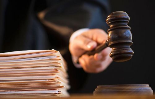 Завершено слідство щодо депутата Тернопільської райради, якого підозрюють у вимаганні 300 тис. доларів хабаря
Завершено слідство щодо депутата Тернопільської райради, якого підозрюють у вимаганні 300 тис. доларів хабаря