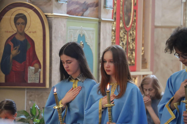 На Страсну П'ятницю у храмах Тернополя провели обряди винесення Плащаниці: як усе відбувалося На Страсну П'ятницю у храмах Тернополя провели обряди винесення Плащаниці: як усе відбувалося