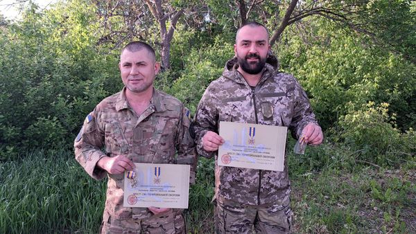 
Тернопільські військові отримали почесні нагороди від міністра оборони України (фото)