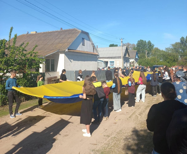 
Борсуківська громада провела в останню дорогу 23-річного захисника Павла Мізоцького (фото)