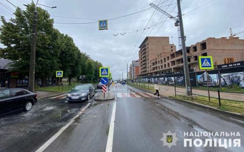 
На пішохідному переході у Тернополі збили людину (фото)