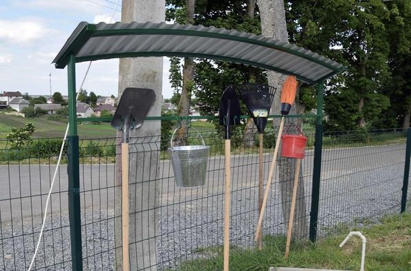 
Ведеться відеоспостереження: на Шумщині провели благоустрій на місцевому кладовищі (фото)