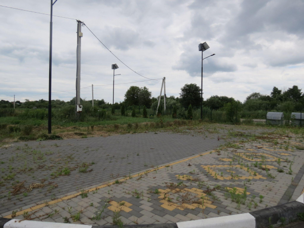 Мільйони – в трубу: водна арена в Тернополі уже тріщить по швах