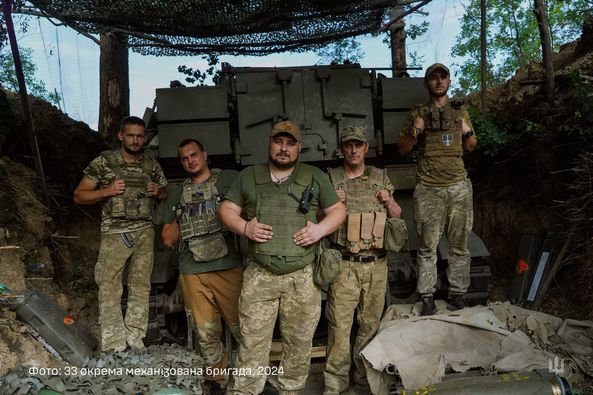 «Побацим-побацим»: як легенда відомого мему з Тернополя б’є ворога на війні