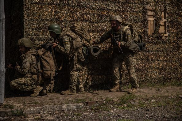 
На Тернопіллі проводять базову загальновійськову підготовку відповідно до стандартів НАТО (фото)