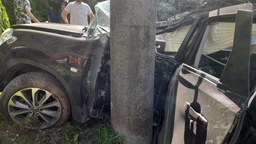 
ДТП з потерпілими: авто врізалось у стовп на Злуки в Тернополі (ФОТО)