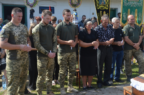 
У Білобожницькій громаді на Тернопільщині попрощались з двома захисниками (фото)